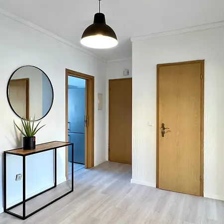 Bege Staysmart Lägenhet Duisburg